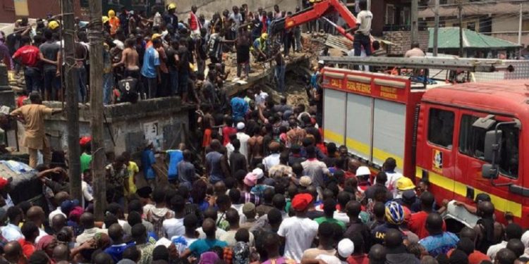 Nigeria : un immeuble s’effondre à Lagos, faisant craindre plusieurs victimes