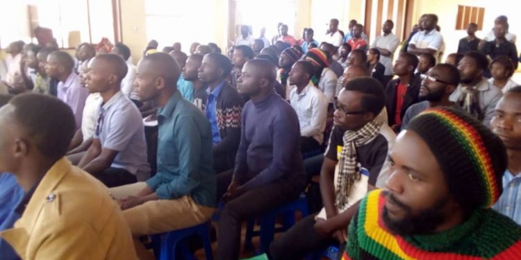 BUTEMBO : Lutte contre l’insécurité et Ebola, les chefs coutumiers sensibilisent la jeunesse.