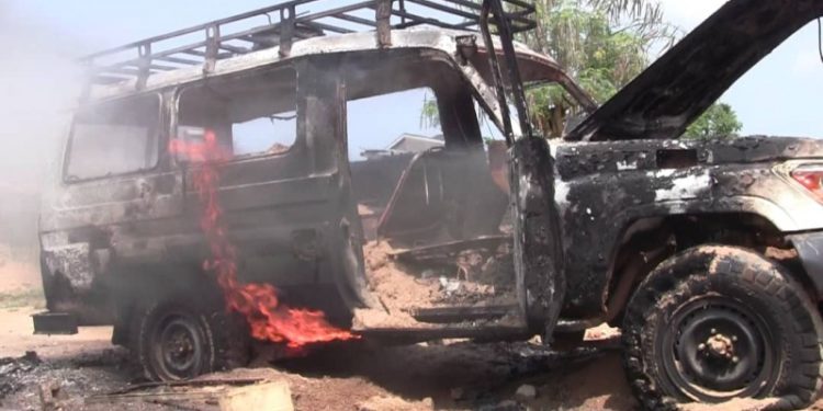 Beni-Kalinda: Des Blessés et Un véhicule de la riposte brûlé par la population