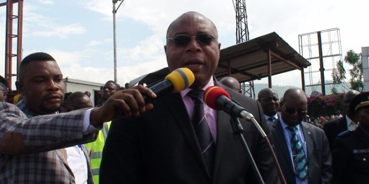 Nord-Kivu : Sur la tête il nya quune seule bouche (FELLER Lutaichirwa à la presse du Nord-Kivu)