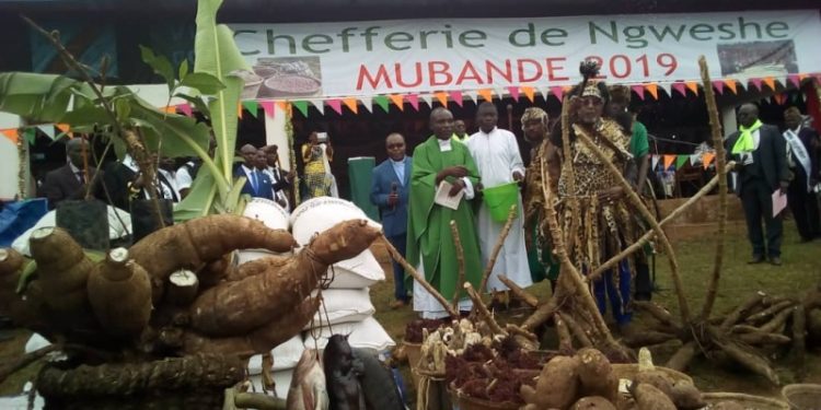 Walungu-Mubande: Vital Kamerhe condamne la dépendance alimentaire du Sud-Kivu.