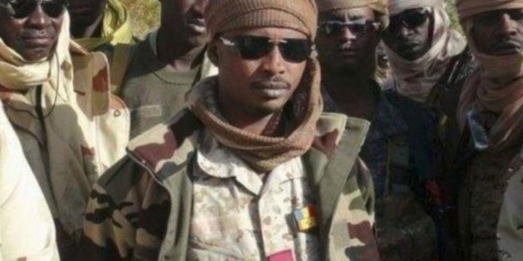 Tchad : la France apporte son soutien à Mahamat Déby Tchad : la France apporte son soutien à Mahamat Déby