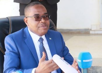 Sud-Kivu : Comme le contrat Jing Jung, les 100.000.000$ arrachés à la banque mondiale, étaient une démagogie du Gouverneur Théo Ngwabidje
