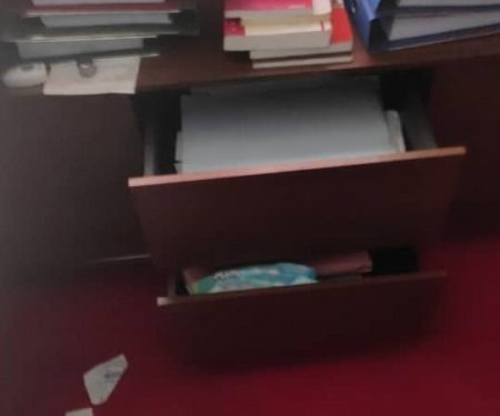 Bukavu: le cabinet du député Georges MUSONGELA attaqué par des personnes non identifiées Bukavu: le cabinet du député Georges MUSONGELA attaqué par des personnes non identifiées