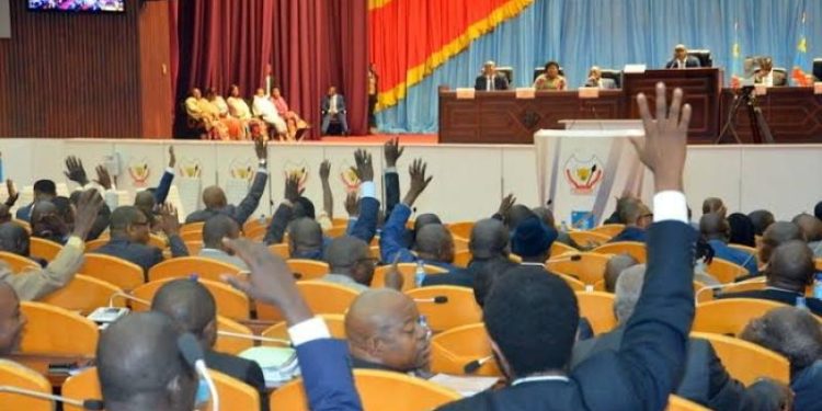 RDC: LAssemblée nationale adopte la 45ème prorogation de l’état de siège au Nord-Kivu et en Ituri