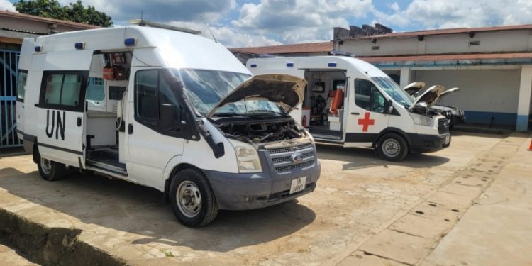 Ebola en Ituri : la MONUSCO remet de nouveaux véhicules à l’OMS pour renforcer la riposte