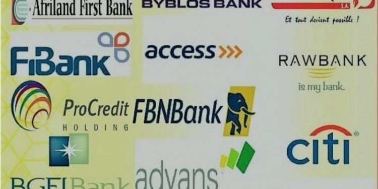 Sud-Kivu : Plus d’un an après la fermeture des banques et des coopératives, les ménages peinent toujours à accéder aux services financiers.