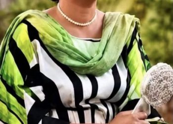 Une femme s’invite à la Cité de l’OUA et se dit épouse de Félix Tshisekedi : un scandale qui éclabousse la sécurité présidentielle