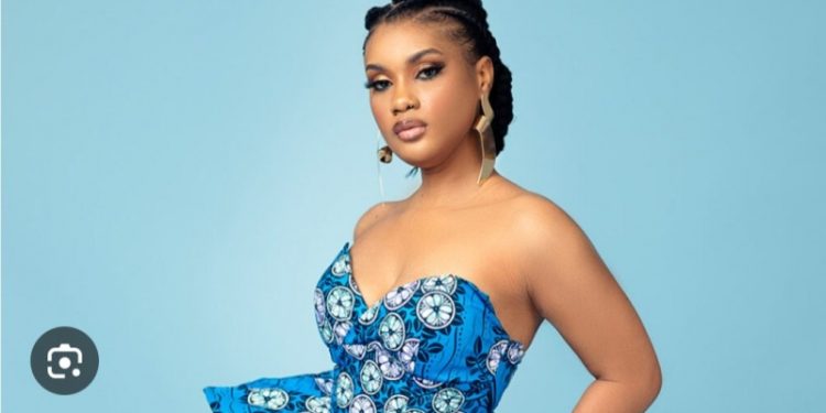 Affaire Rebo Tchulo : la chanteuse condamnée à 12 mois de servitude pénale avec sursis
