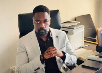 Incendies à Bukavu : Toussaint Bamporiki exprime sa compassion aux familles éprouvées.