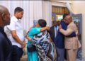 Crash de Kenge : Tshisekedi se recueille auprès des familles des généraux Likulia et Mutombo